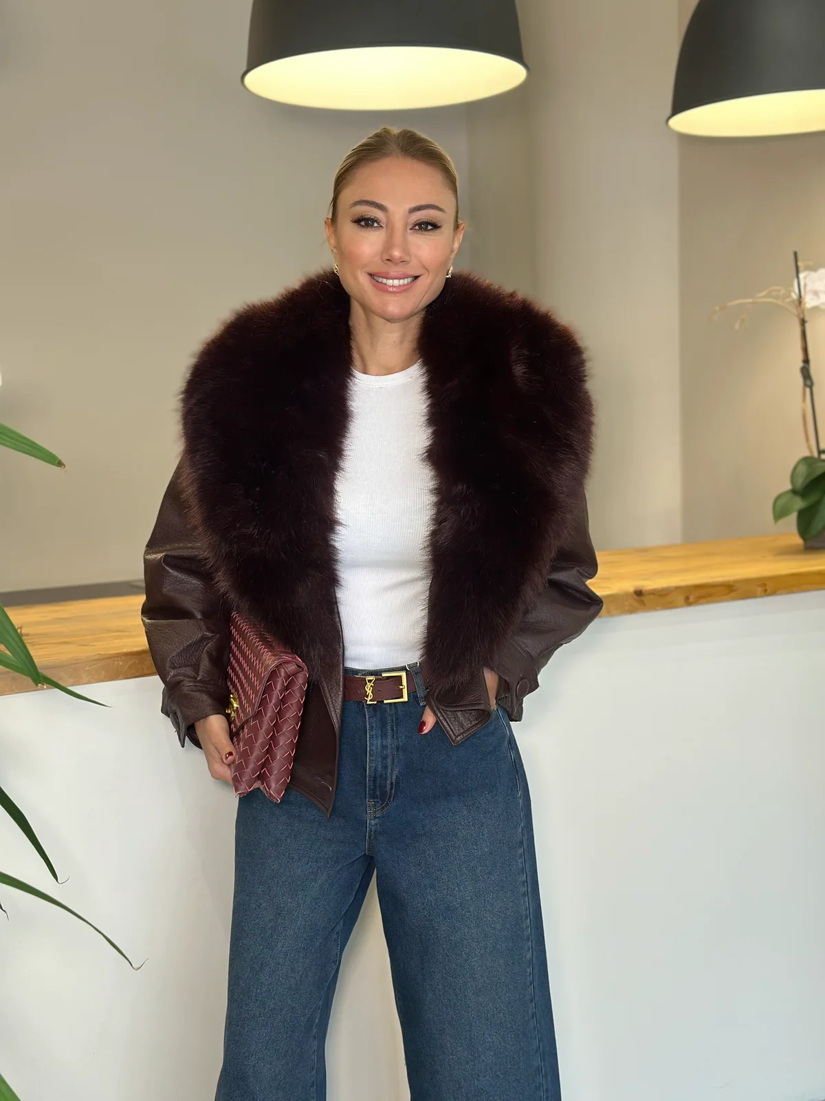 Adriana Bordo Kürk Detaylı Mont Askı00468 - ₺5.499,99 | ASKI BOUTIQUE Balat Adriana Bordo Kürk Detaylı Mont Askı00468 Mont | ASKI BOUTIQUE Balat