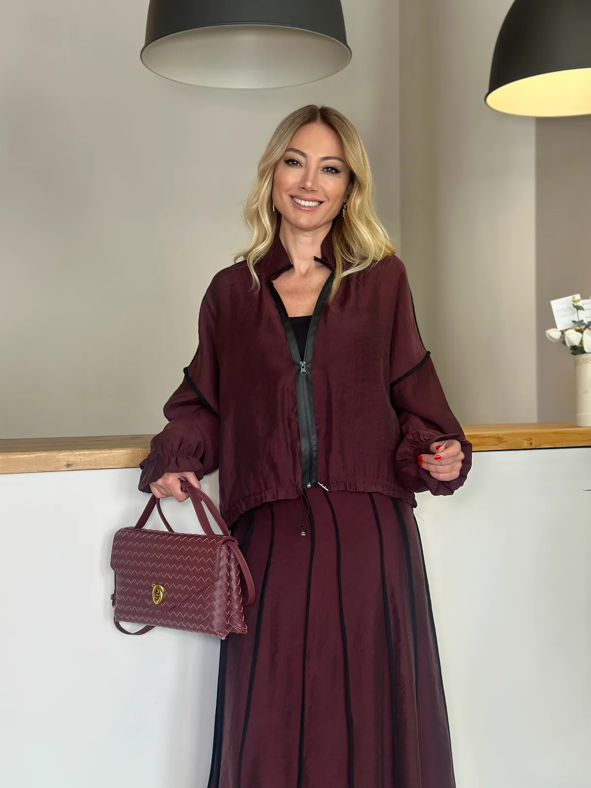 Bordo Siyah Şeritli Etek Askı0077 - ₺499,99 | ASKI BOUTIQUE Balat Bordo Siyah Şeritli Etek Askı0077 Etek - Detay Görseli 4 | ASKI BOUTIQUE Balat