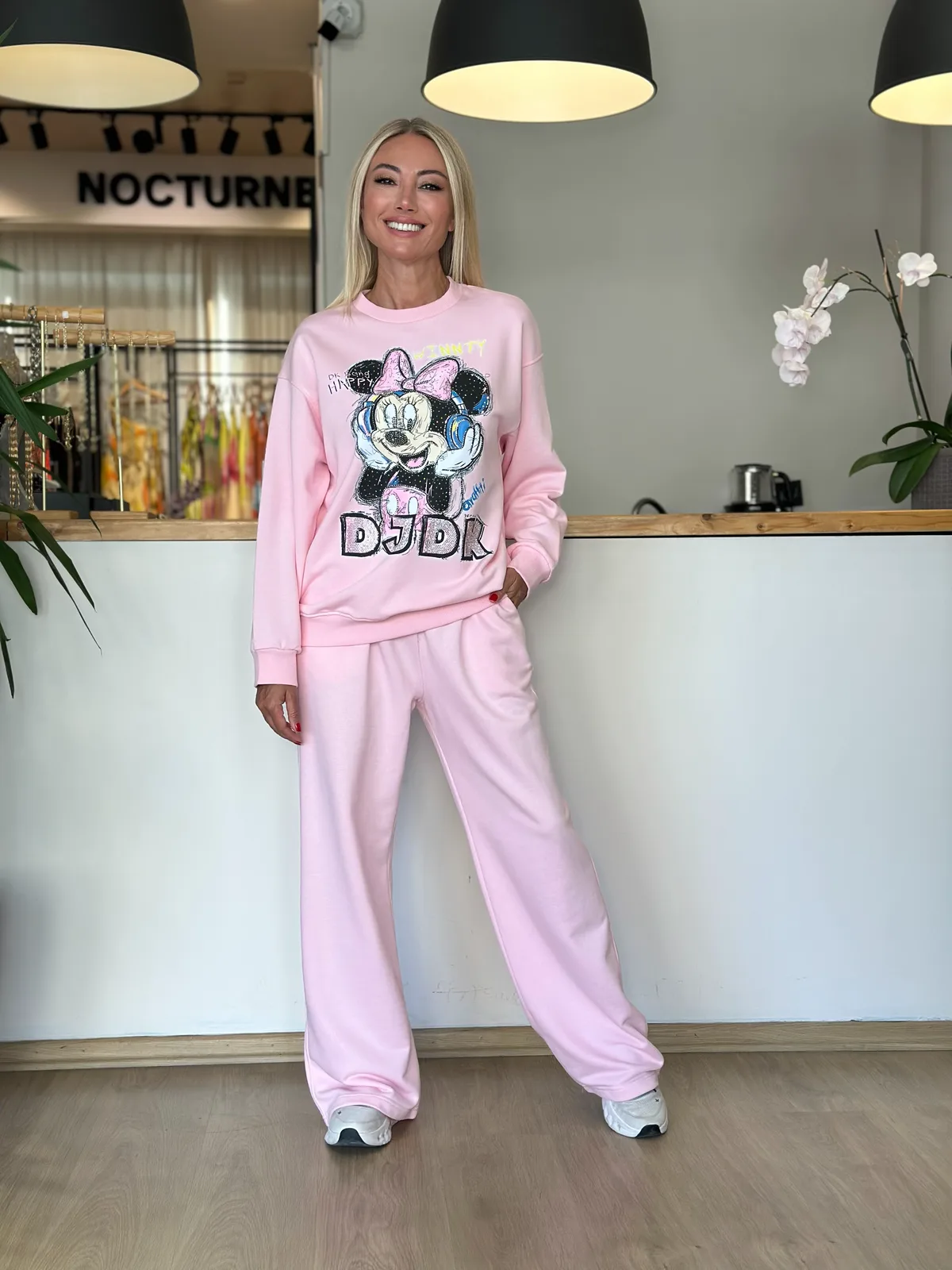 Pembe Bağlamalı Geniş Eşofman Askı00292 - ₺1.199,99 | ASKI BOUTIQUE Balat Pembe Bağlamalı Geniş Eşofman Askı00292 Eşofman | ASKI BOUTIQUE Balat
