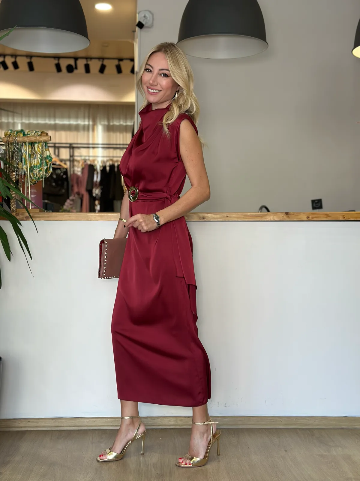 Saten Bordo Tasarım Elbise Askı00386 - ₺5.589,99 | ASKI BOUTIQUE Balat Saten Bordo Tasarım Elbise Askı00386 Elbise - Detay Görseli 3 | ASKI BOUTIQUE Balat