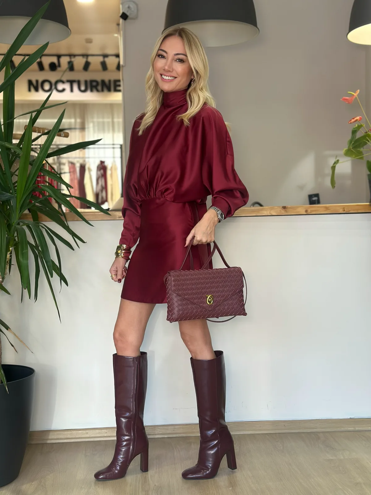 Saten Şık Bordo Elbise Askı00307 - ₺599,99 | ASKI BOUTIQUE Balat Saten Şık Bordo Elbise Askı00307 Elbise - Detay Görseli 3 | ASKI BOUTIQUE Balat