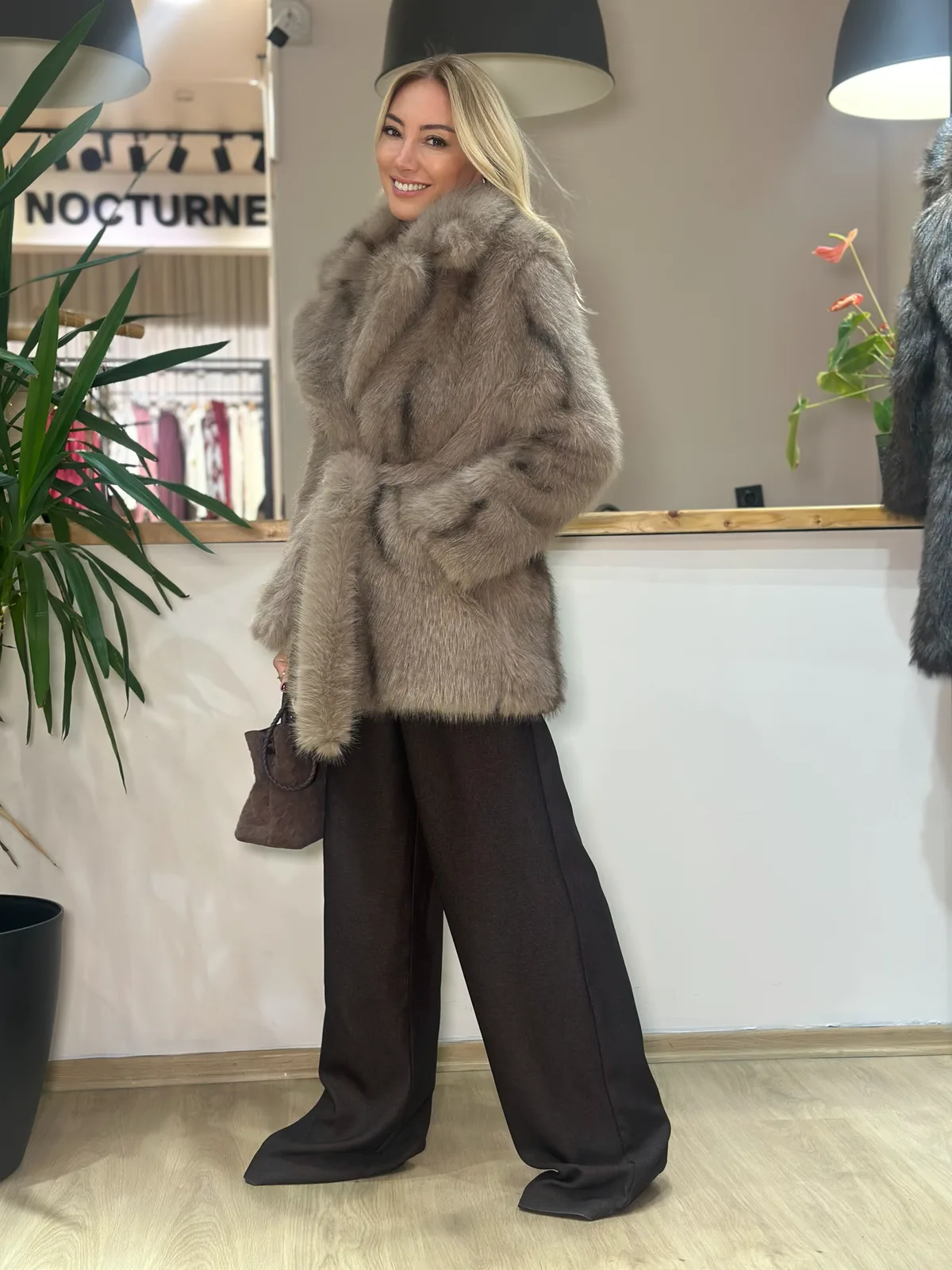 Suni Kuşaklı Kürk Askı00316 - ₺5.249,99 | ASKI BOUTIQUE Balat Suni Kuşaklı Kürk Askı00316 Kaban - Detay Görseli 3 | ASKI BOUTIQUE Balat