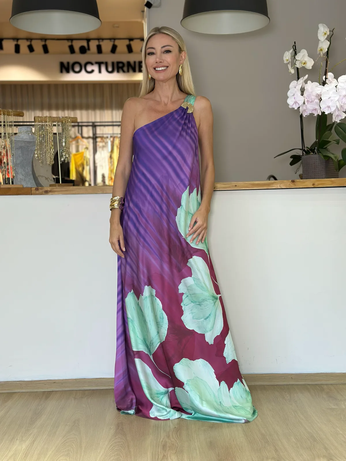 Tek Omuz Mor Tasarım Elbise Askı00239 - ₺4.719,99 | ASKI BOUTIQUE Balat Tek Omuz Mor Tasarım Elbise Askı00239 Elbise | ASKI BOUTIQUE Balat
